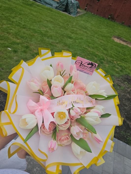 Ramo Hermoso de Rosas Rosadas