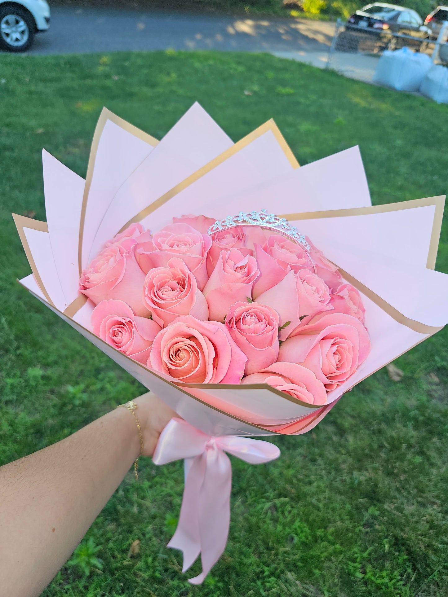 Ramo Dulce de 18 Rosas Rosadas | Gratitud y Cariño Long Island NY