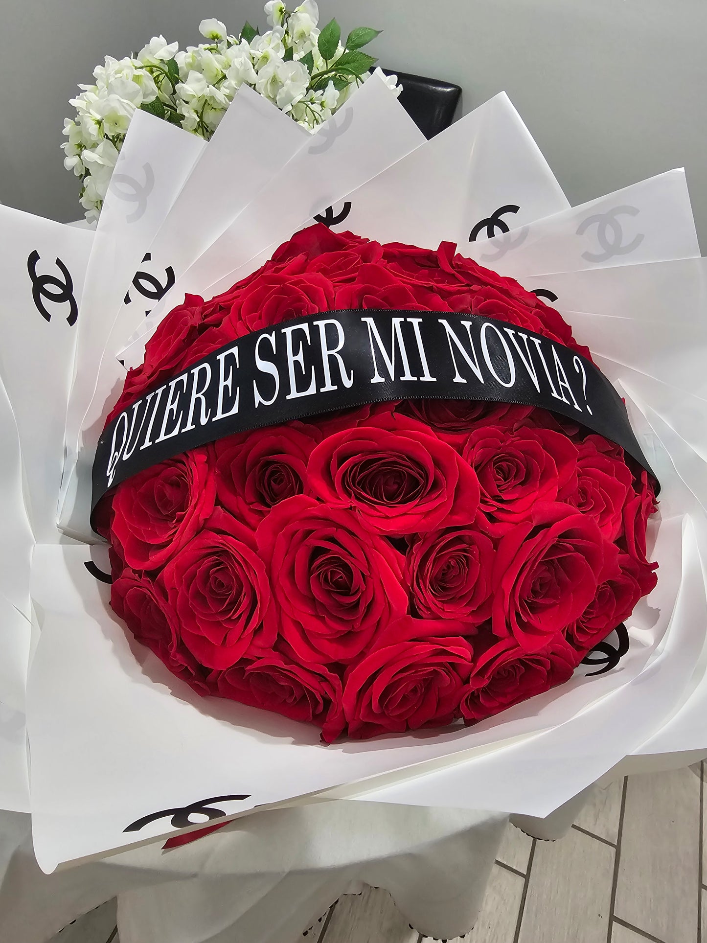 Ramo Espectacular de 50 Rosas Rojas | Amor Extraordinario Long Island NY