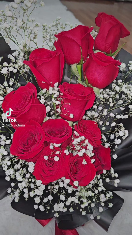 Ramo Clásico de 12 Rosas Rojas Naturales - Elegancia Atemporal