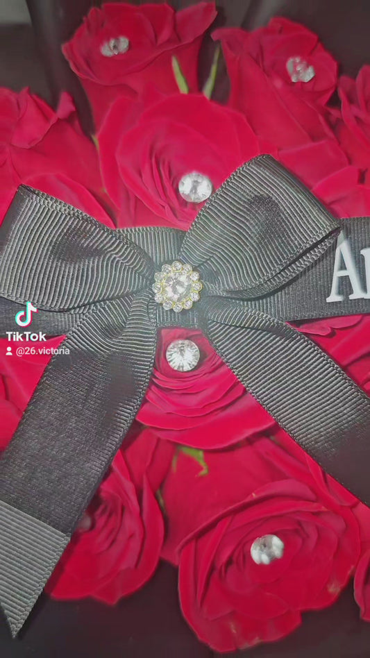 Ramo de 12 Rosas de Aniversario - Papel Negro