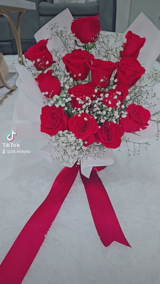 Ramo Premium de 12 Rosas Rojas Naturales - Amor Eterno