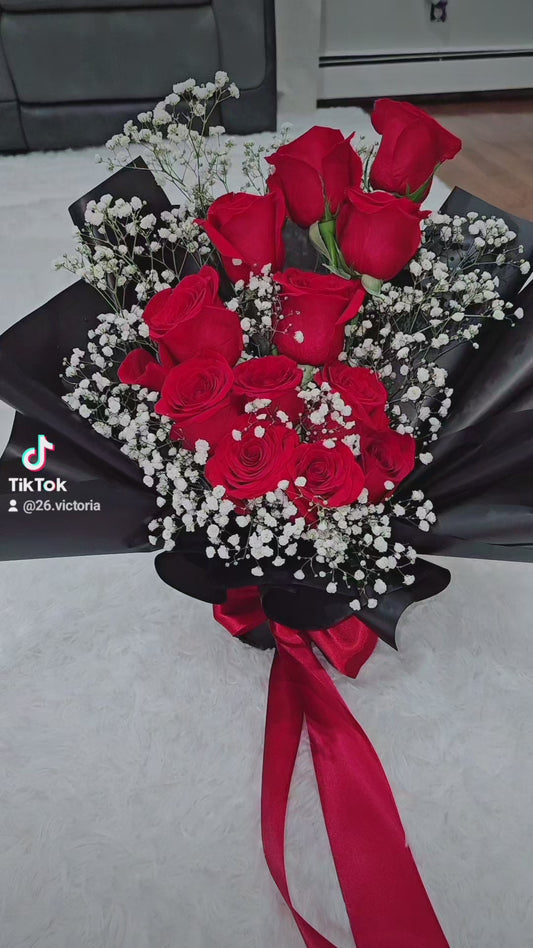 Ramo Clásico de 12 Rosas Rojas Naturales - Elegancia Atemporal