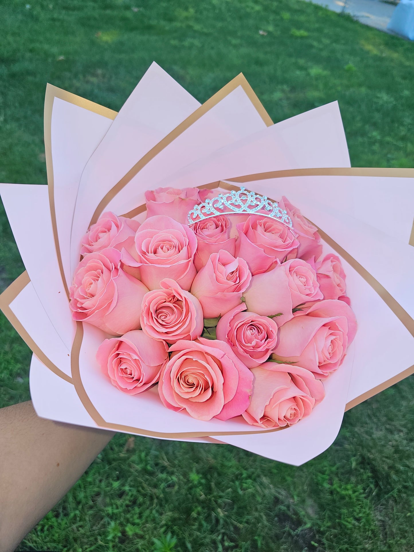 Ramo Dulce de 18 Rosas Rosadas | Gratitud y Cariño Long Island NY