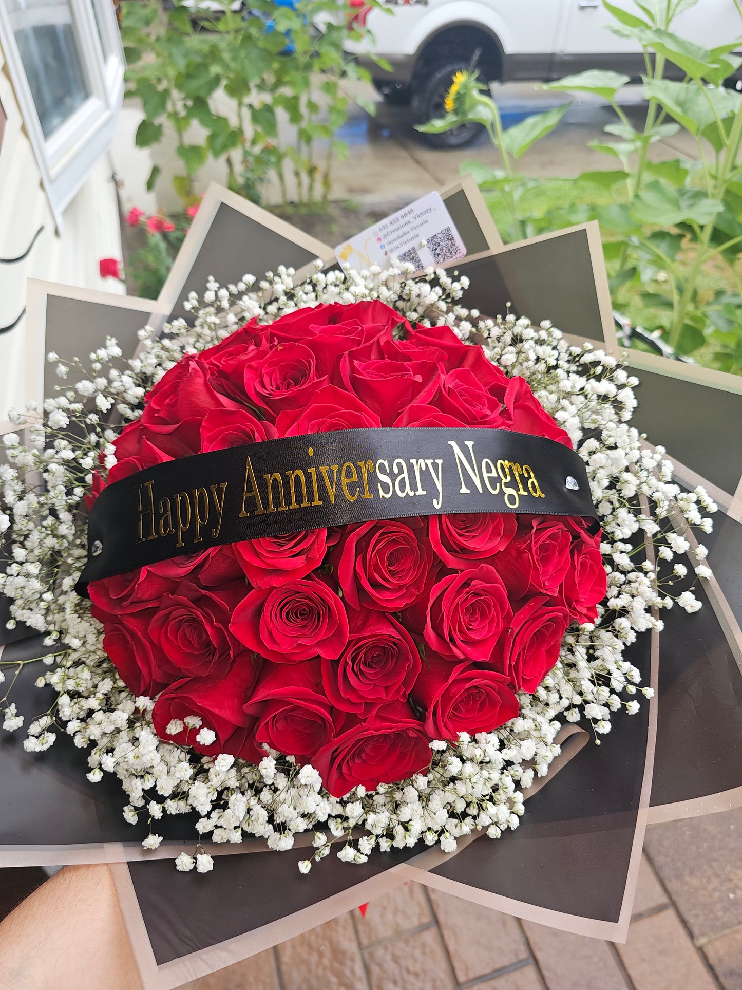 Arreglo de 40 Rosas Rojas para Aniversario | Personalizable Long Island NY