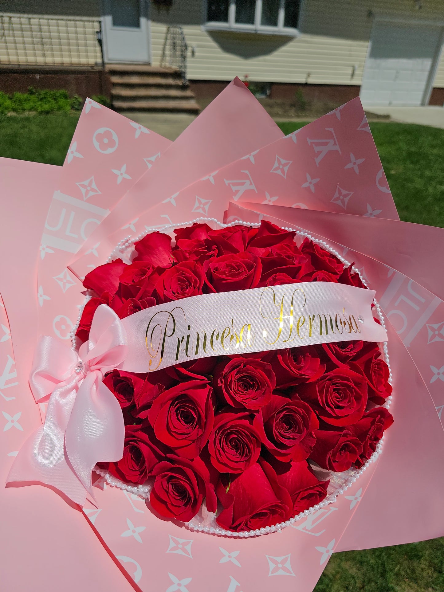 Ramo Elegante de Rosas Rojas Premium