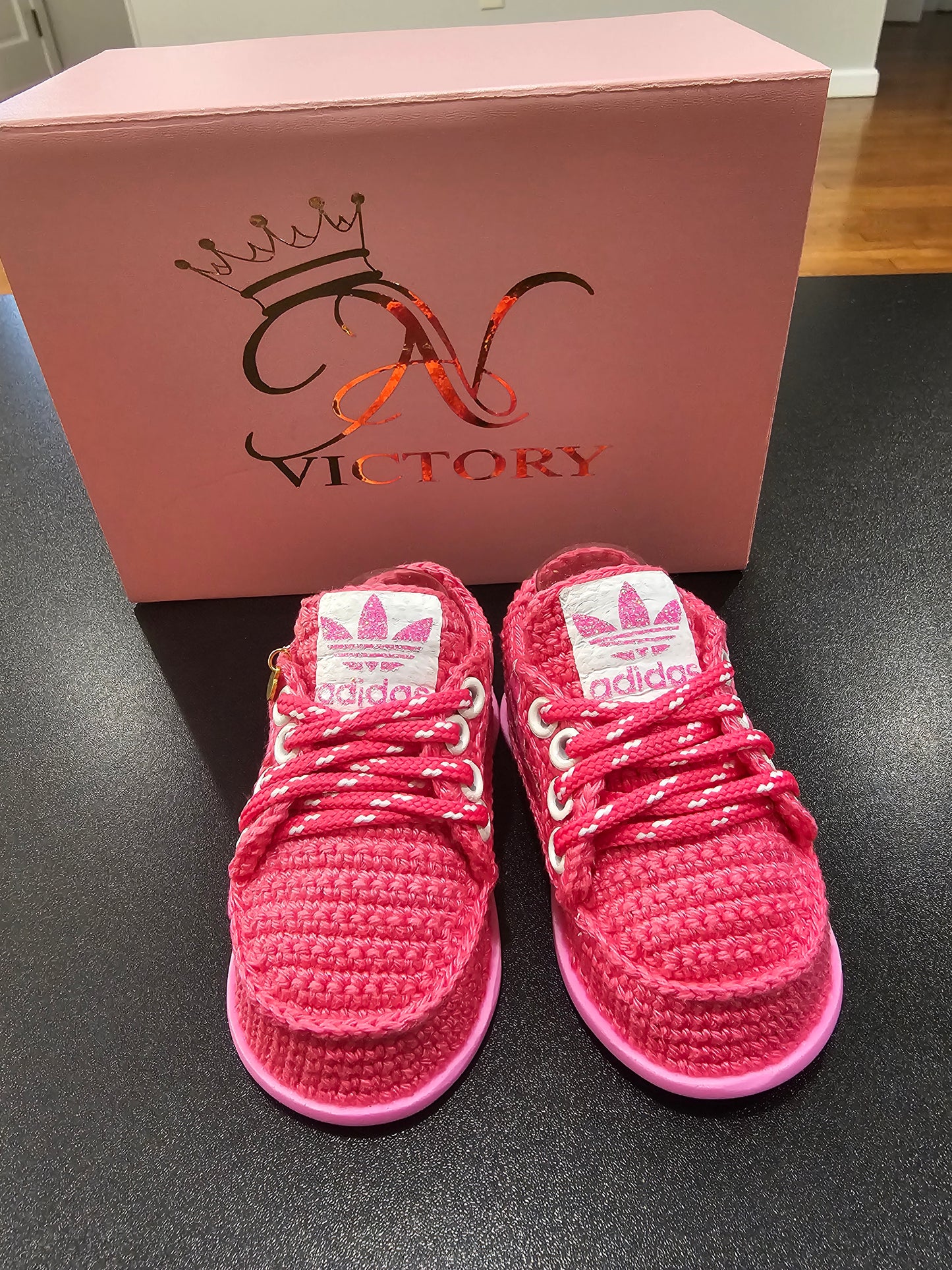 Zapatitos de Bebé Tejidos a Crochet - Hechos a Mano - 0 a 3 Meses