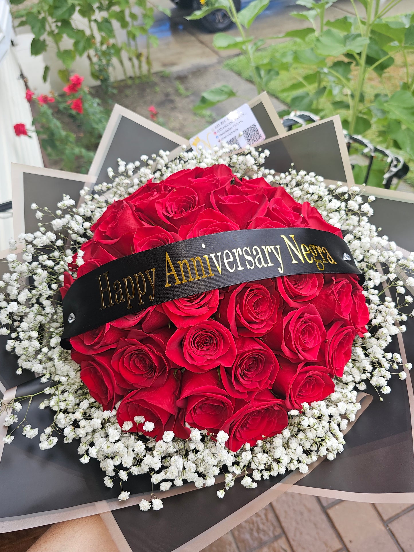 Arreglo de 40 Rosas Rojas para Aniversario | Personalizable Long Island NY
